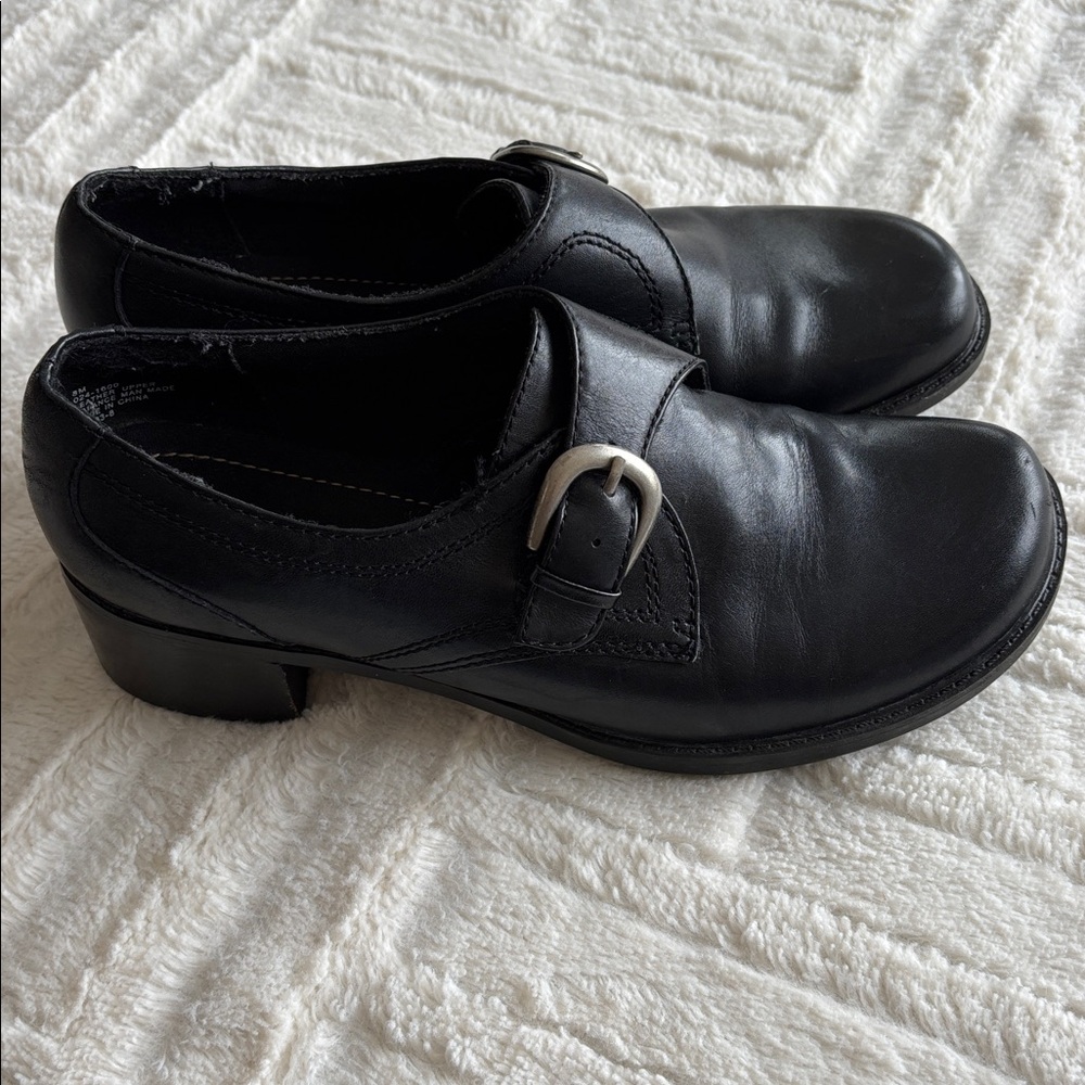 VINTAGE Loafers Black Leather SZ 8 St. John's Bay Y2k mary janes grunge festival